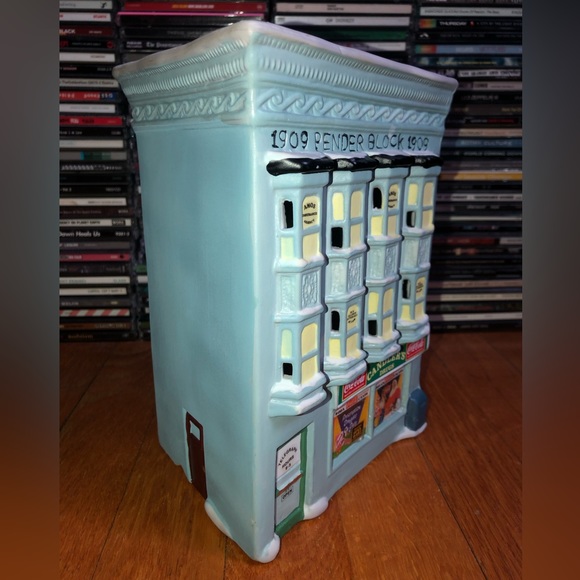 Vintage 1991 (Retired)  Coca-Cola Town Square Collection: 1909 Pender Block - Picture 6 of 13